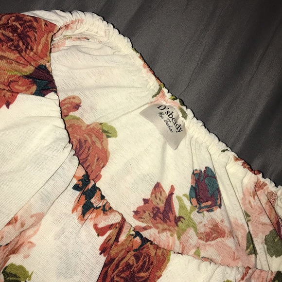 Floral Off The Shoulder Top - Picture 3 of 3